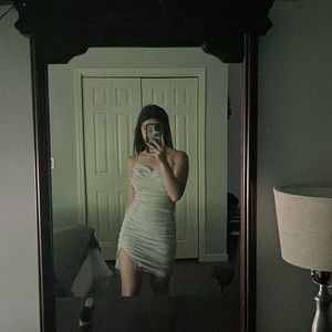 Lulu’s shiny homecoming dress